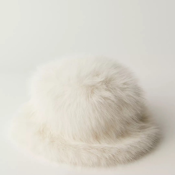 Free People X Unreal Fur Ice Queen Hat White One Size